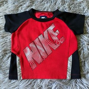 Nike boys shirt